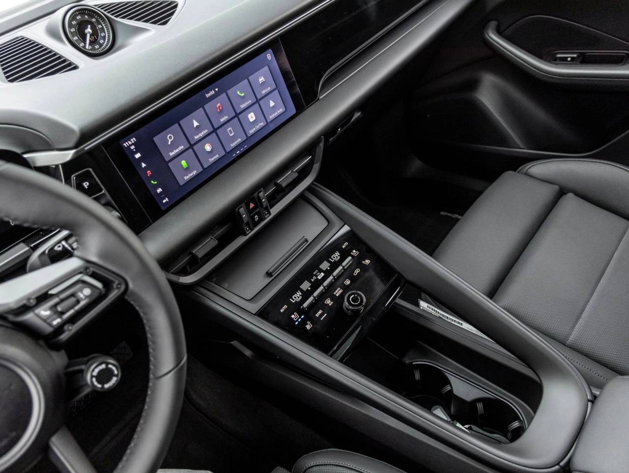 2025 Porsche Macan Electric Macan Electric