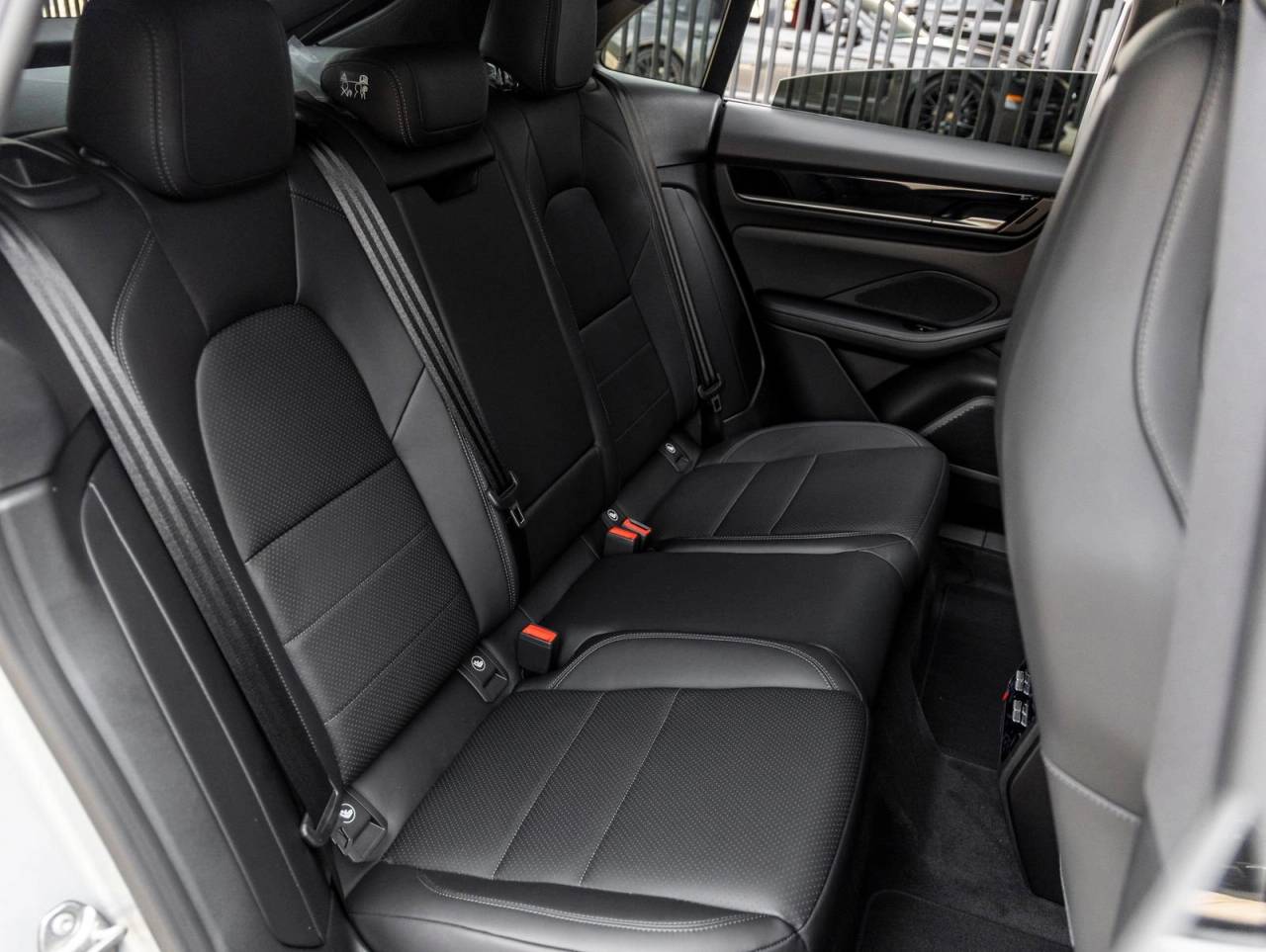 2025 Porsche Macan Electric Macan Electric