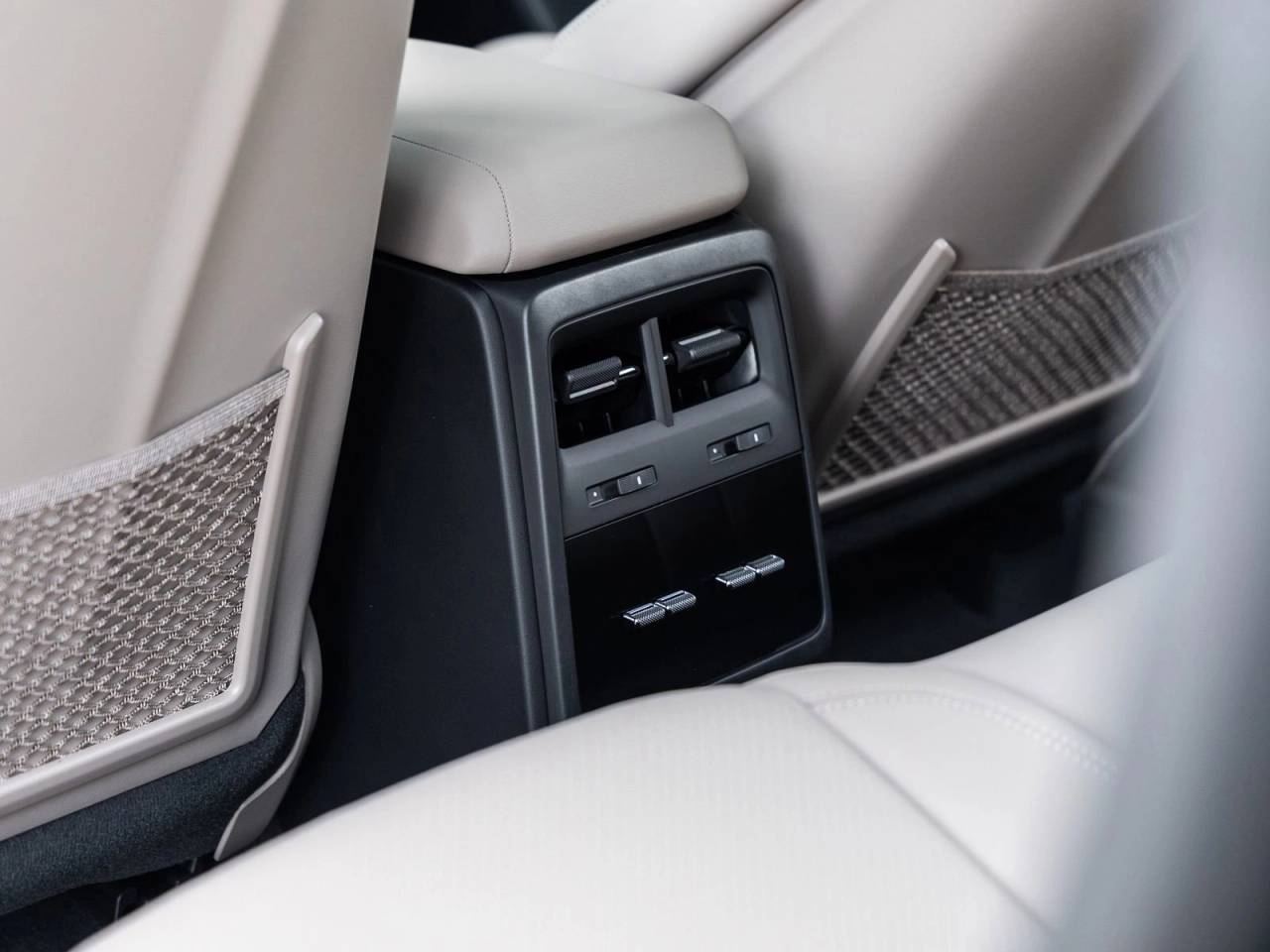 2026 Porsche Macan Electric Macan Electric