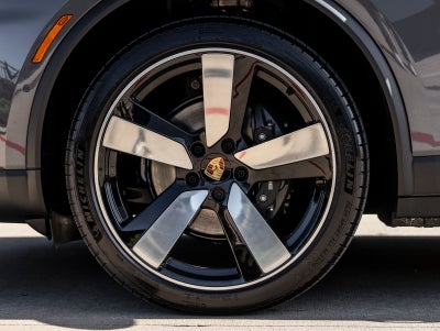 2026 Porsche Macan Macan Electric