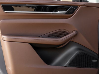 2026 Porsche Macan Macan Electric
