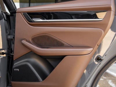 2026 Porsche Macan Macan Electric