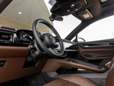 2026 Porsche Macan Macan Electric