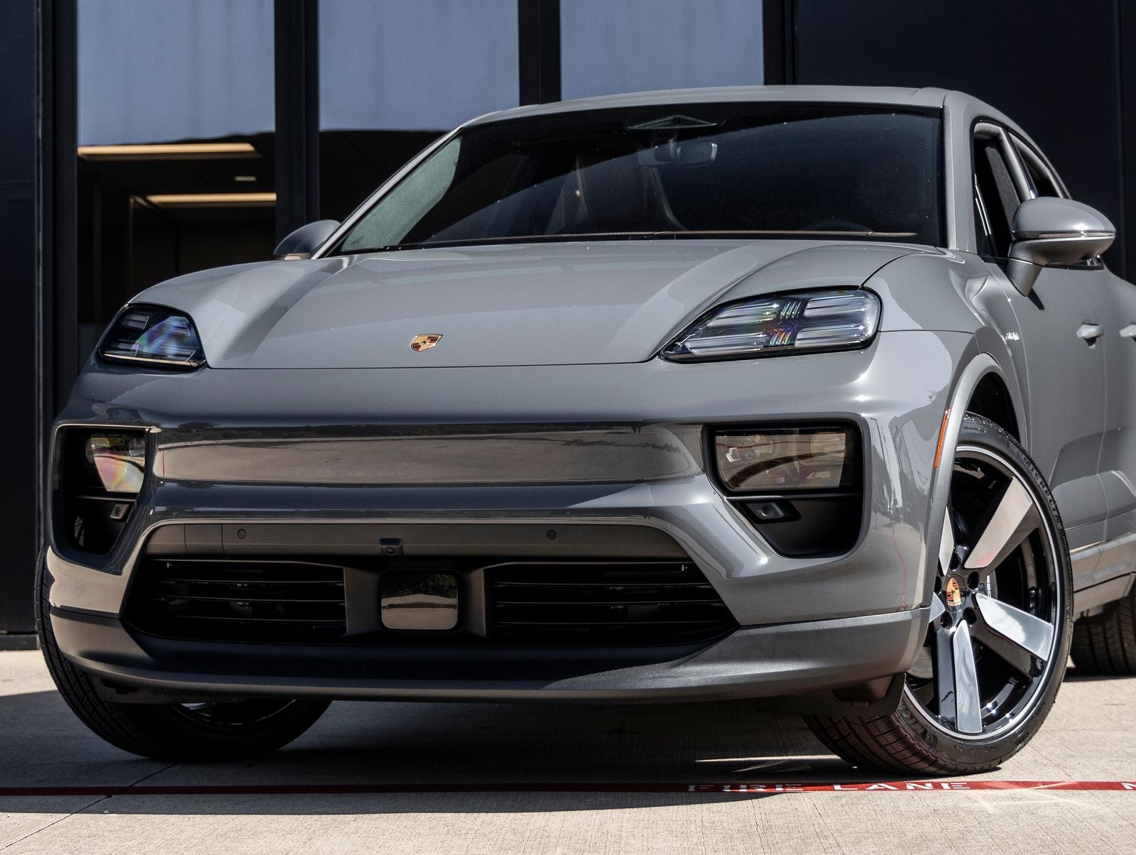 2026 Porsche Macan Macan Electric