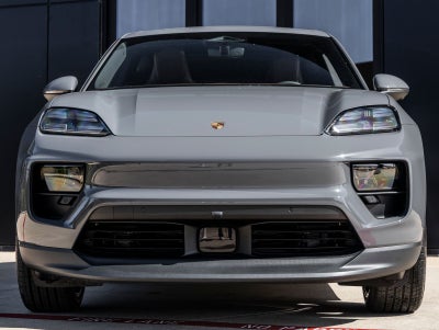2026 Porsche Macan Macan Electric