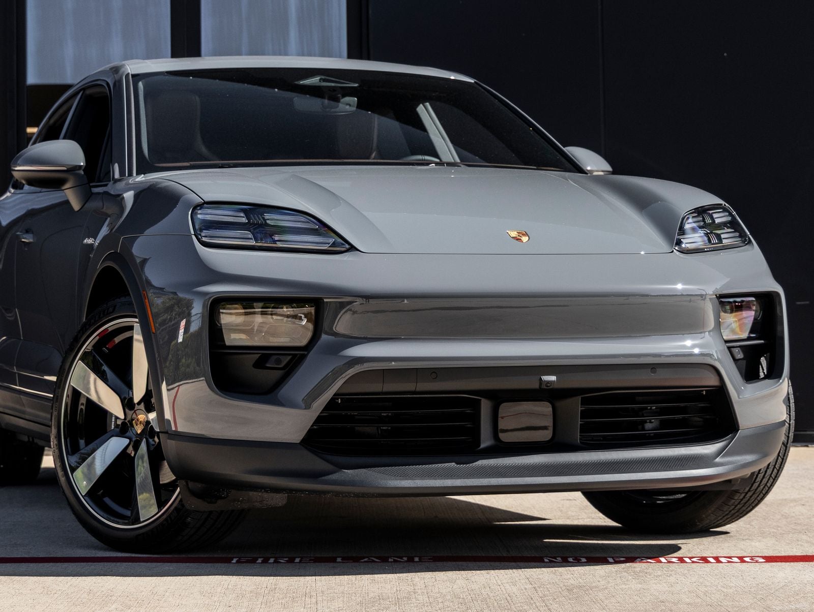 2026 Porsche Macan Macan Electric