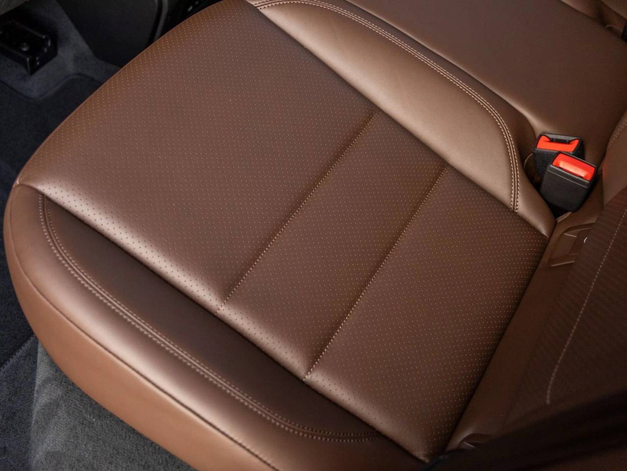 2026 Porsche Macan Macan Electric