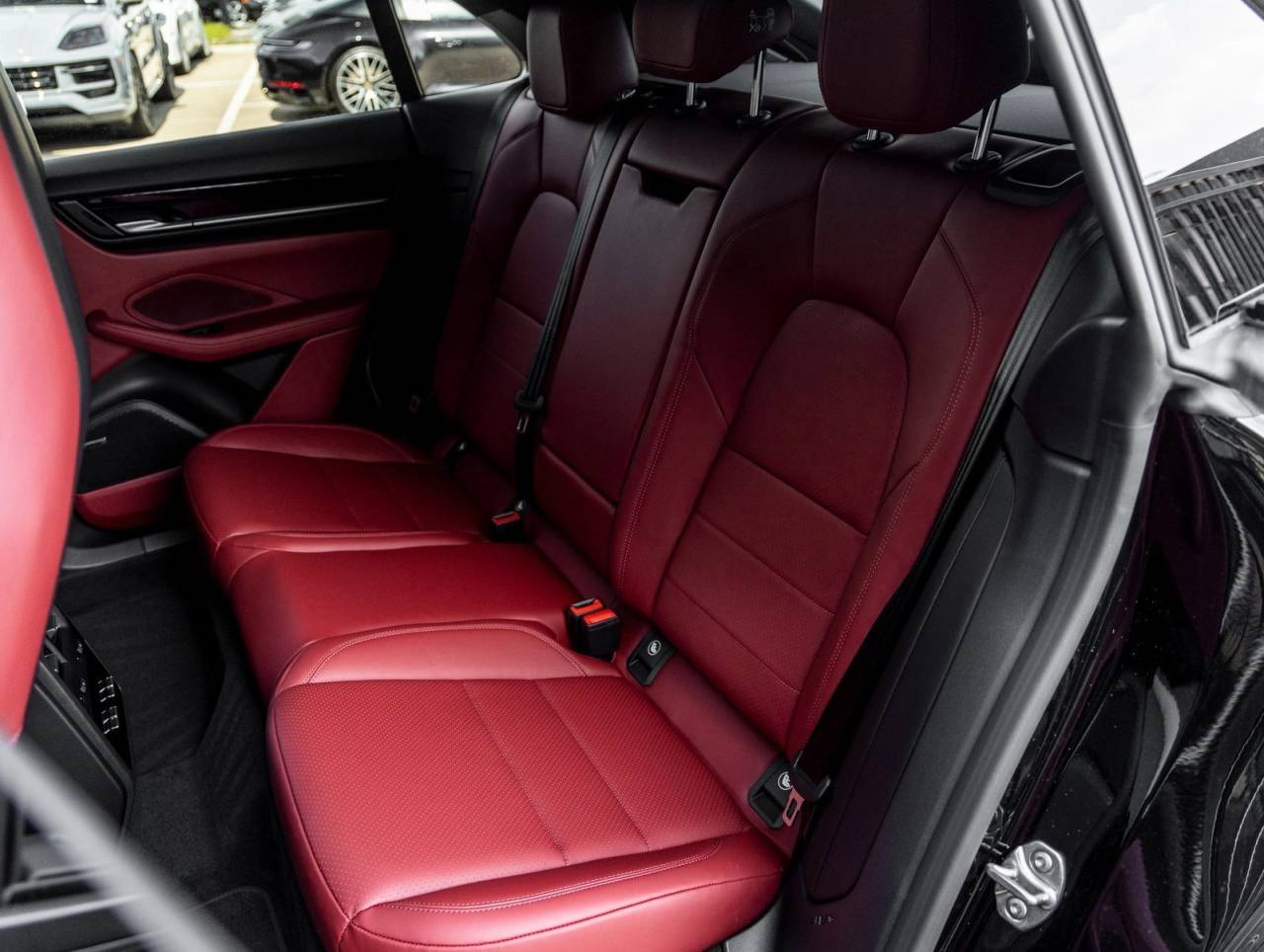 2025 Porsche Macan Electric Macan Electric