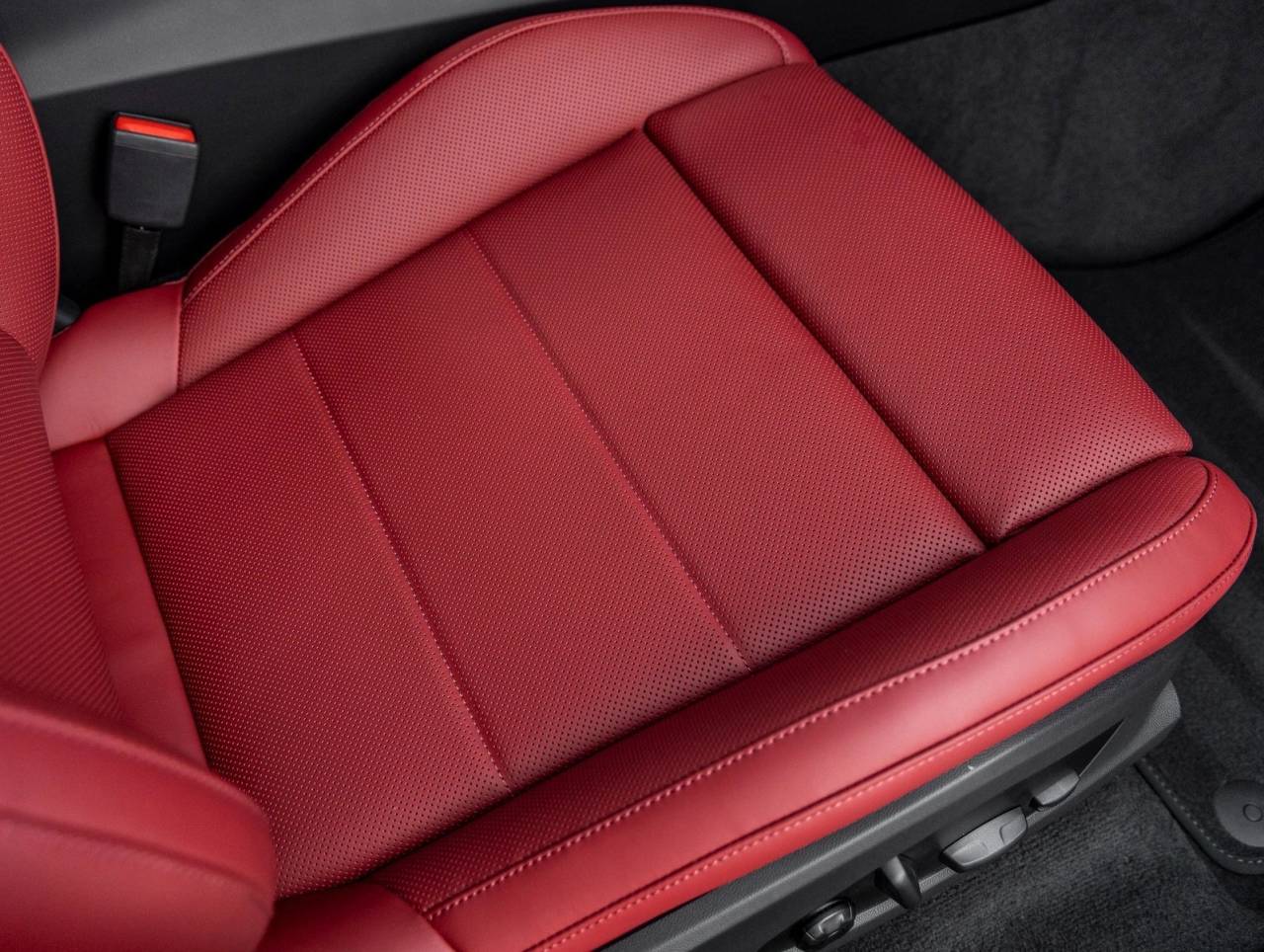 2025 Porsche Macan Electric Macan Electric