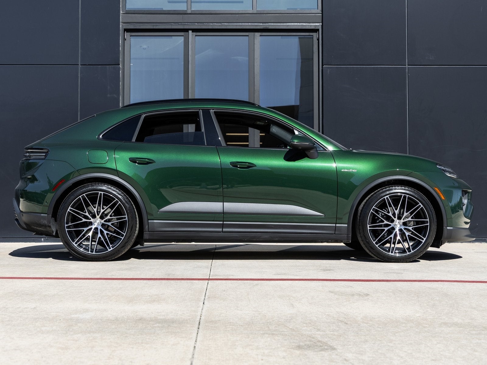 2025 Porsche Macan Electric Macan Electric
