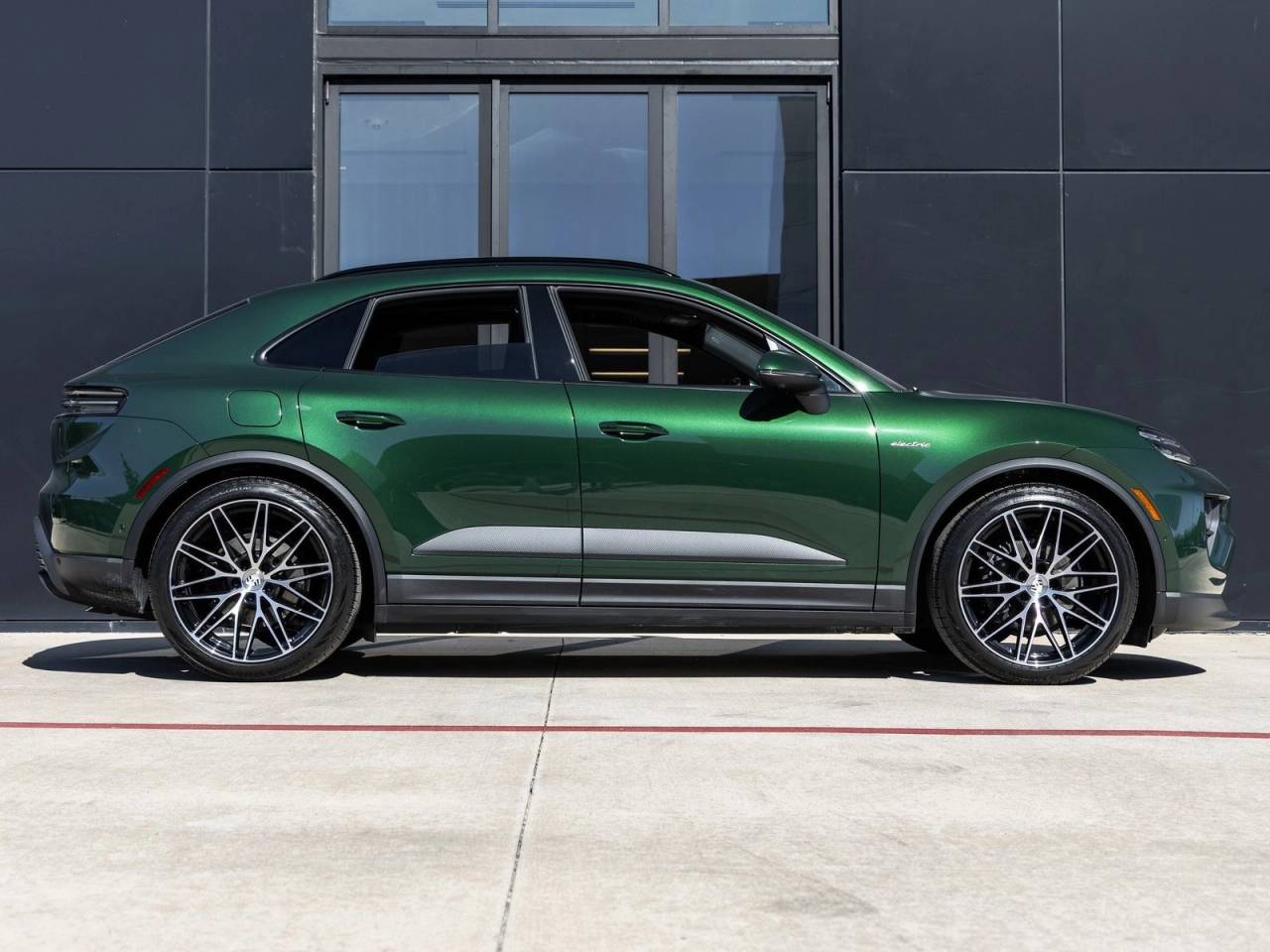 2025 Porsche Macan Electric Macan Electric
