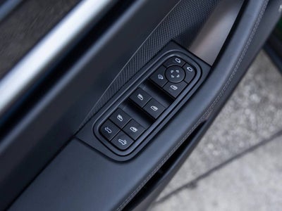 2025 Porsche Macan Electric Macan Electric