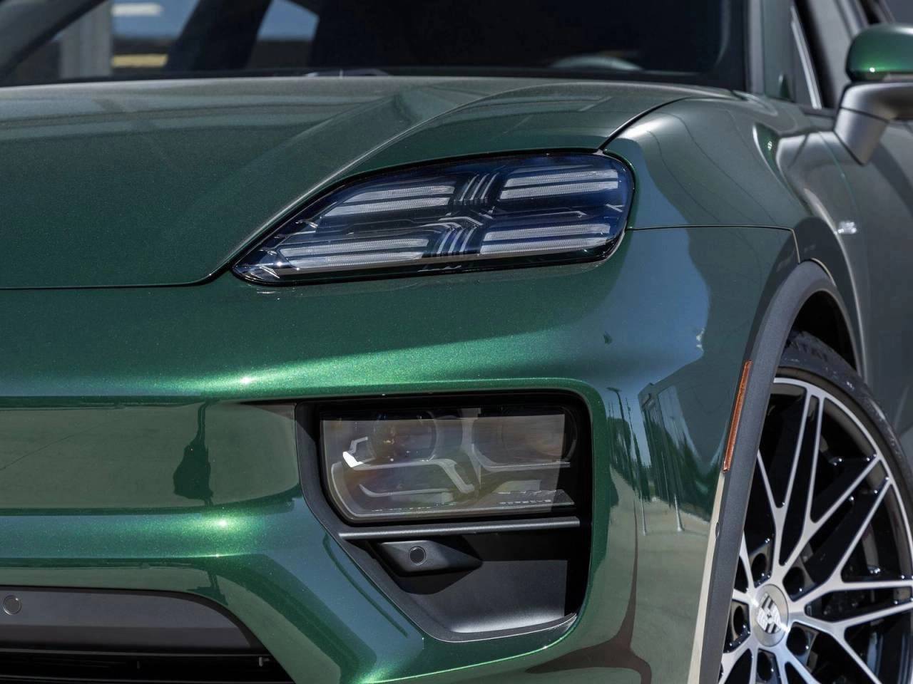 2025 Porsche Macan Electric Macan Electric