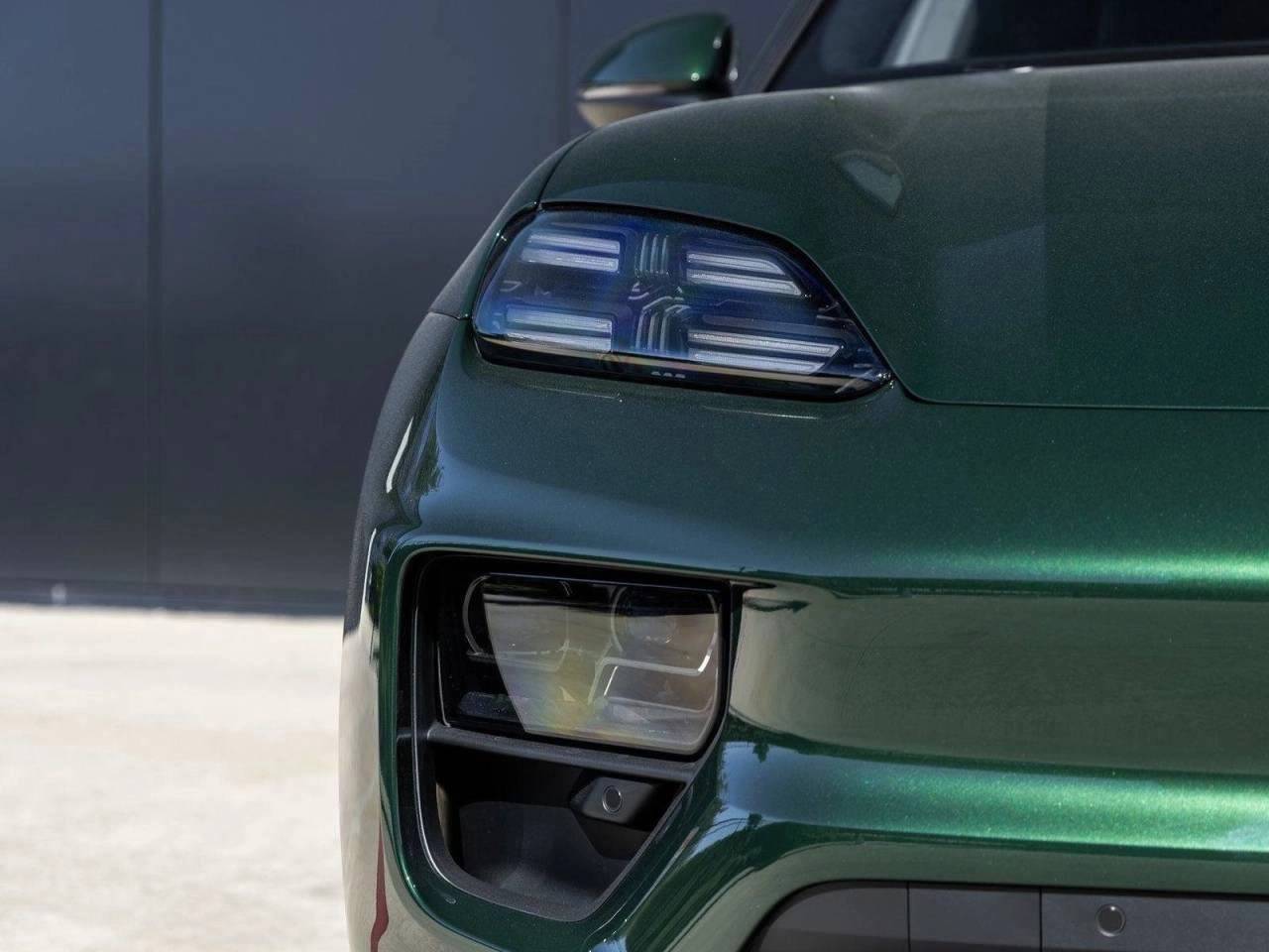 2025 Porsche Macan Electric Macan Electric