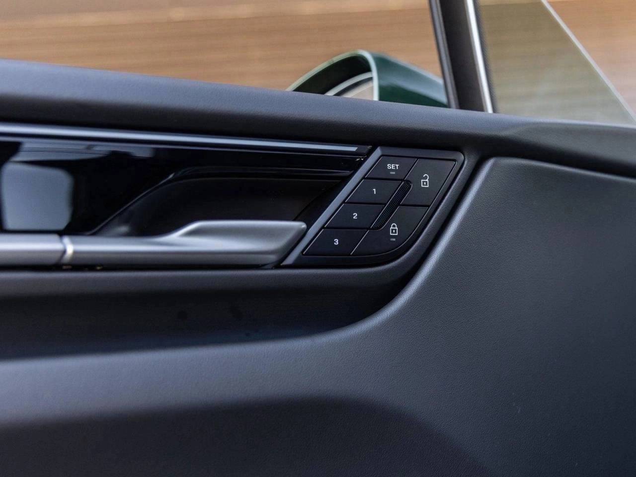 2025 Porsche Macan Electric Macan Electric