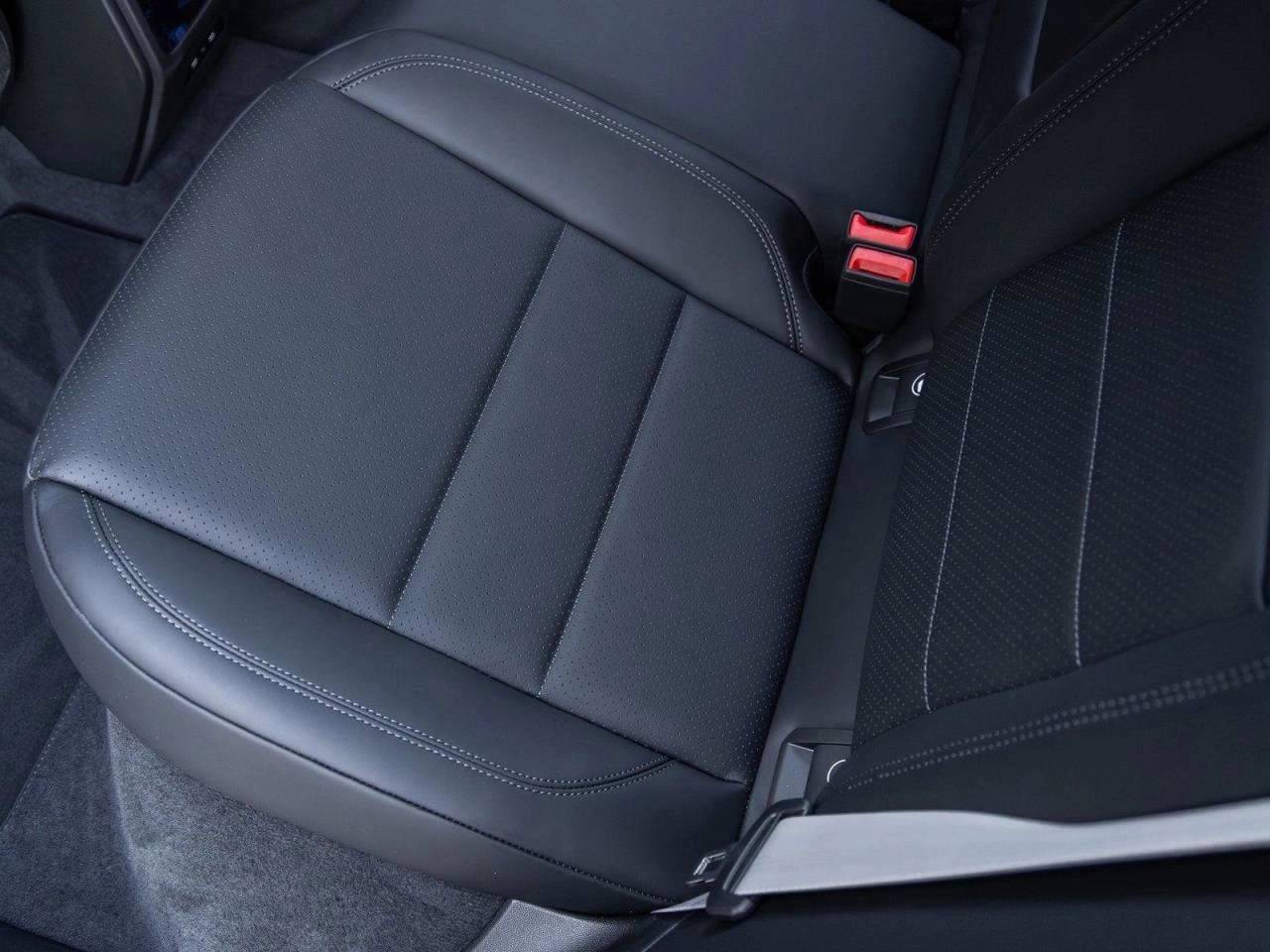 2025 Porsche Macan Electric Macan Electric