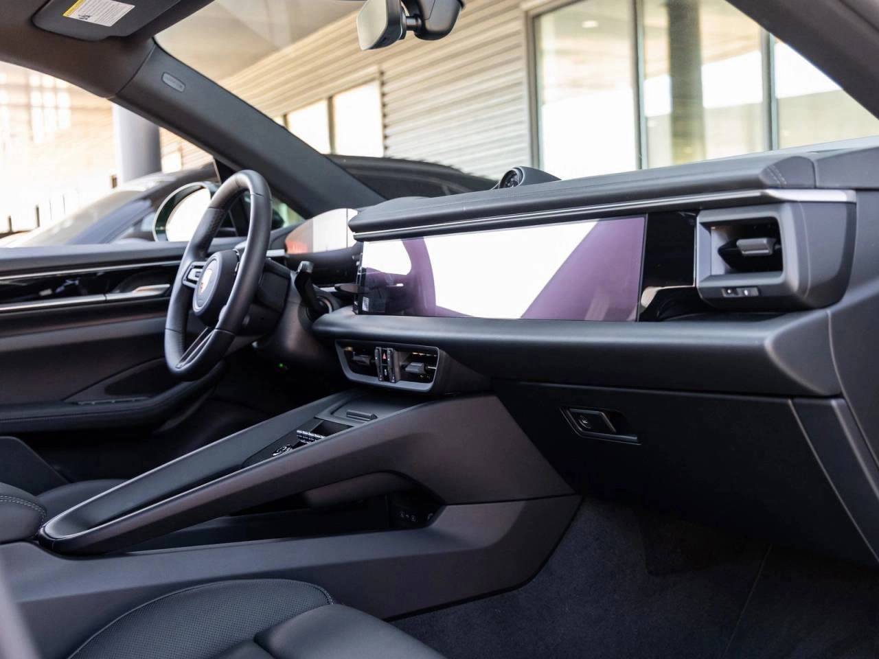 2025 Porsche Macan Electric Macan Electric