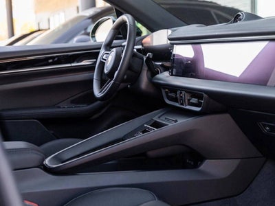 2025 Porsche Macan Electric Macan Electric