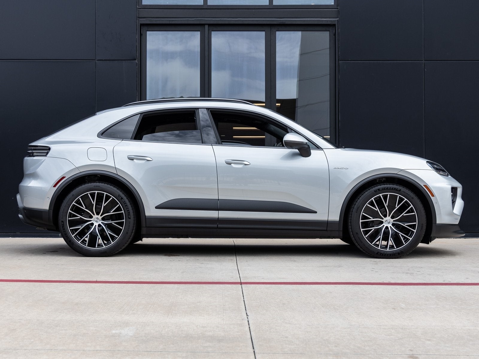 2025 Porsche Macan Electric Macan Electric