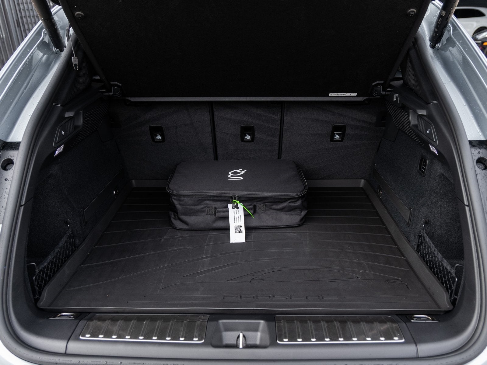 2025 Porsche Macan Electric Macan Electric