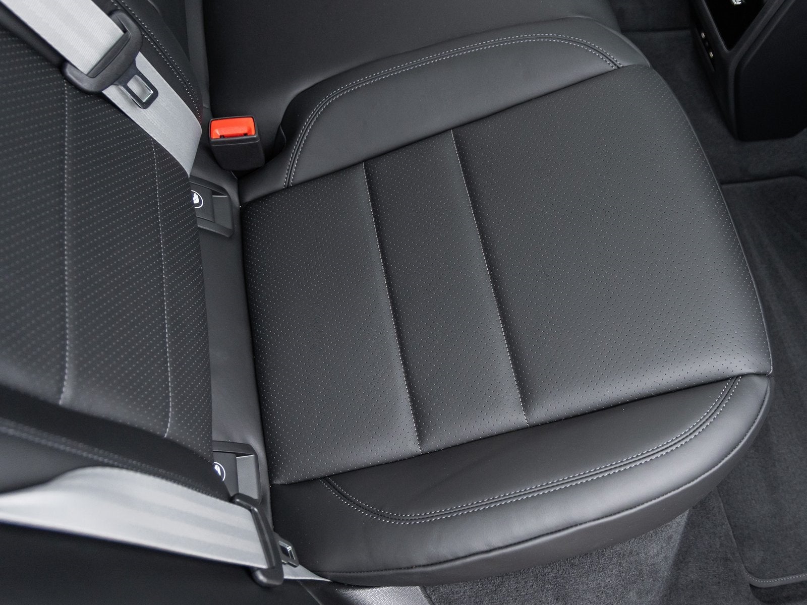 2025 Porsche Macan Electric Macan Electric