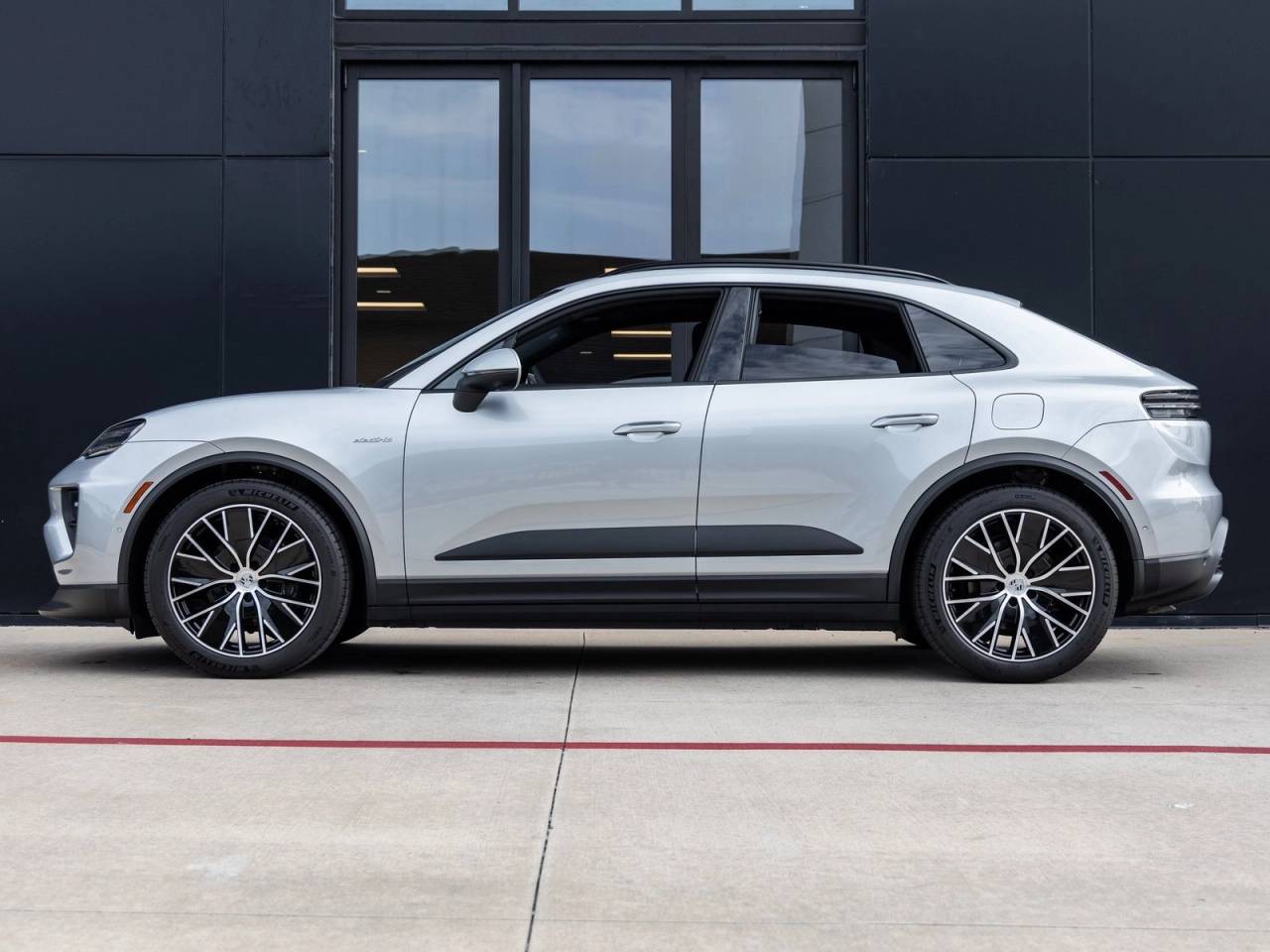 2025 Porsche Macan Electric Macan Electric