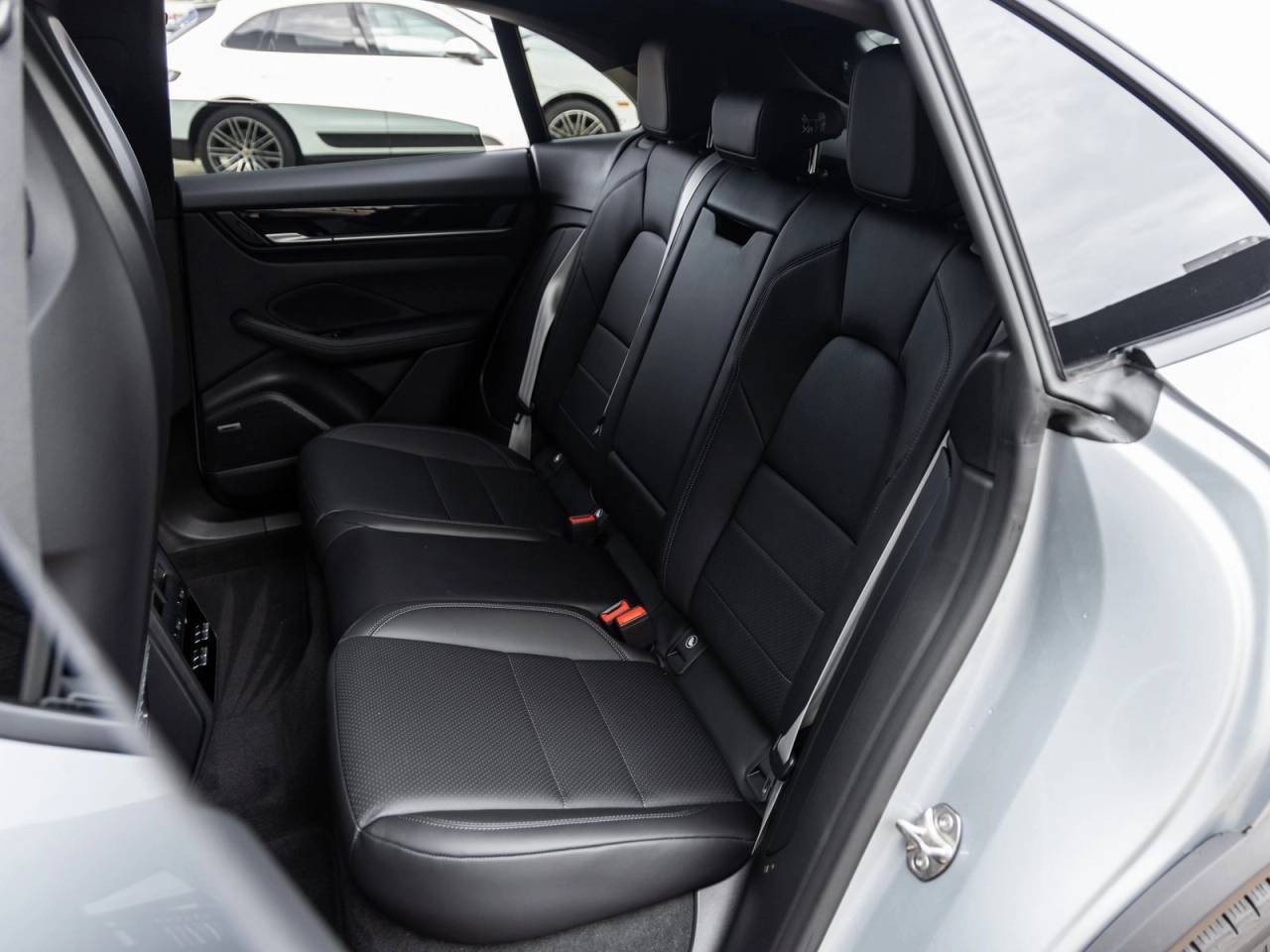 2025 Porsche Macan Electric Macan Electric