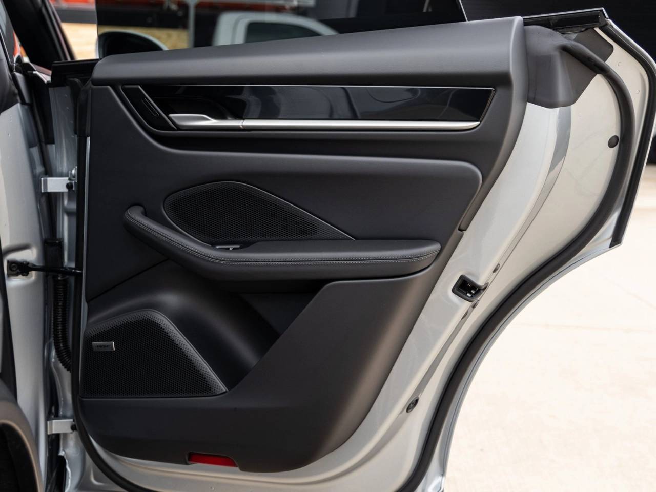 2025 Porsche Macan Electric Macan Electric