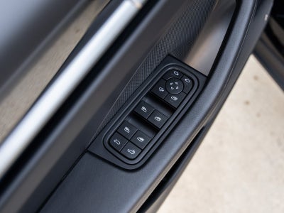 2025 Porsche Macan Electric Macan Electric