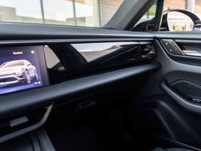 2025 Porsche Macan Electric Macan Electric