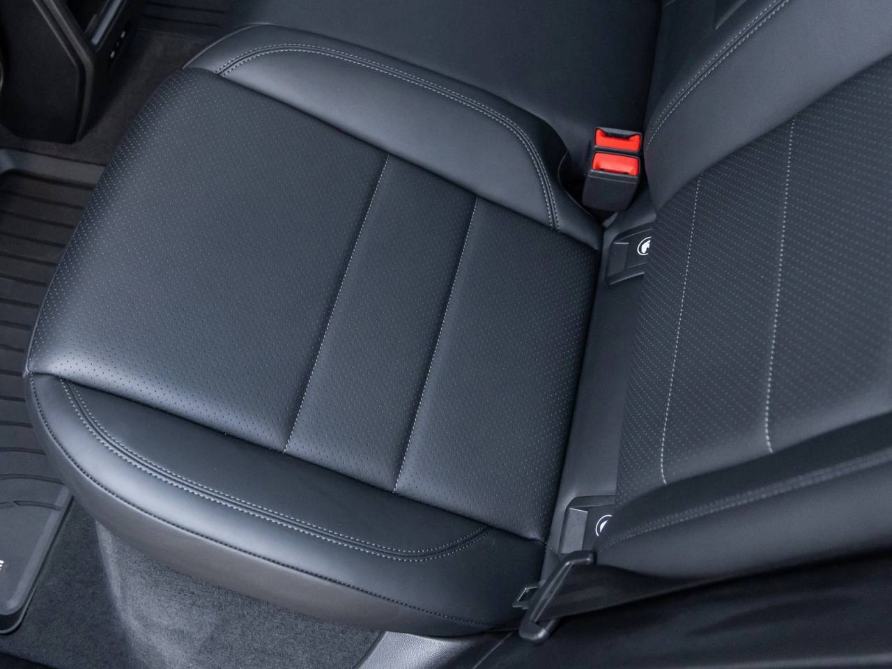 2025 Porsche Macan Electric Macan Electric