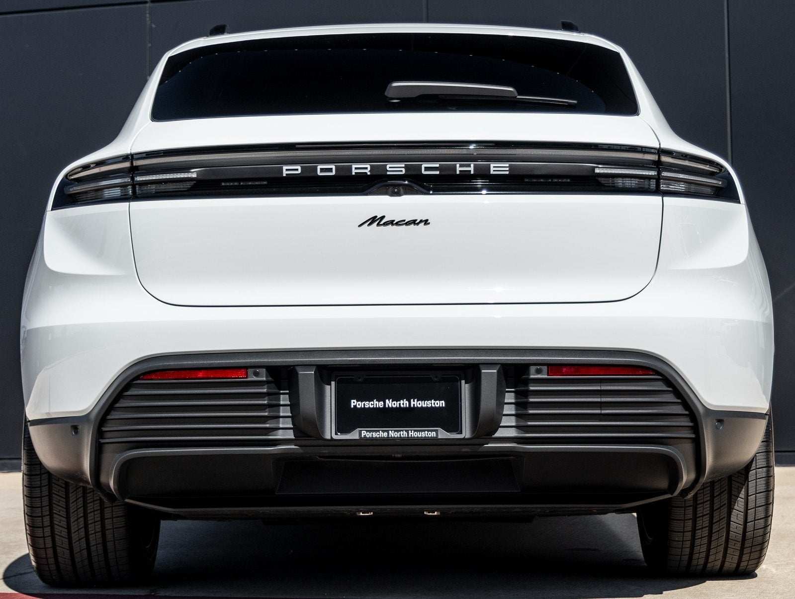 2025 Porsche Macan Electric Electric