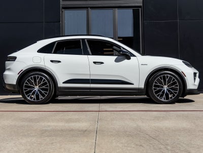 2025 Porsche Macan Electric Electric
