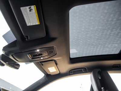 2025 Porsche Macan Electric Electric