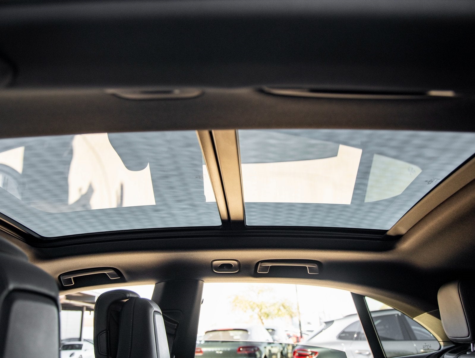 2025 Porsche Macan Electric Electric