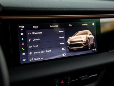 2025 Porsche Macan Electric Electric