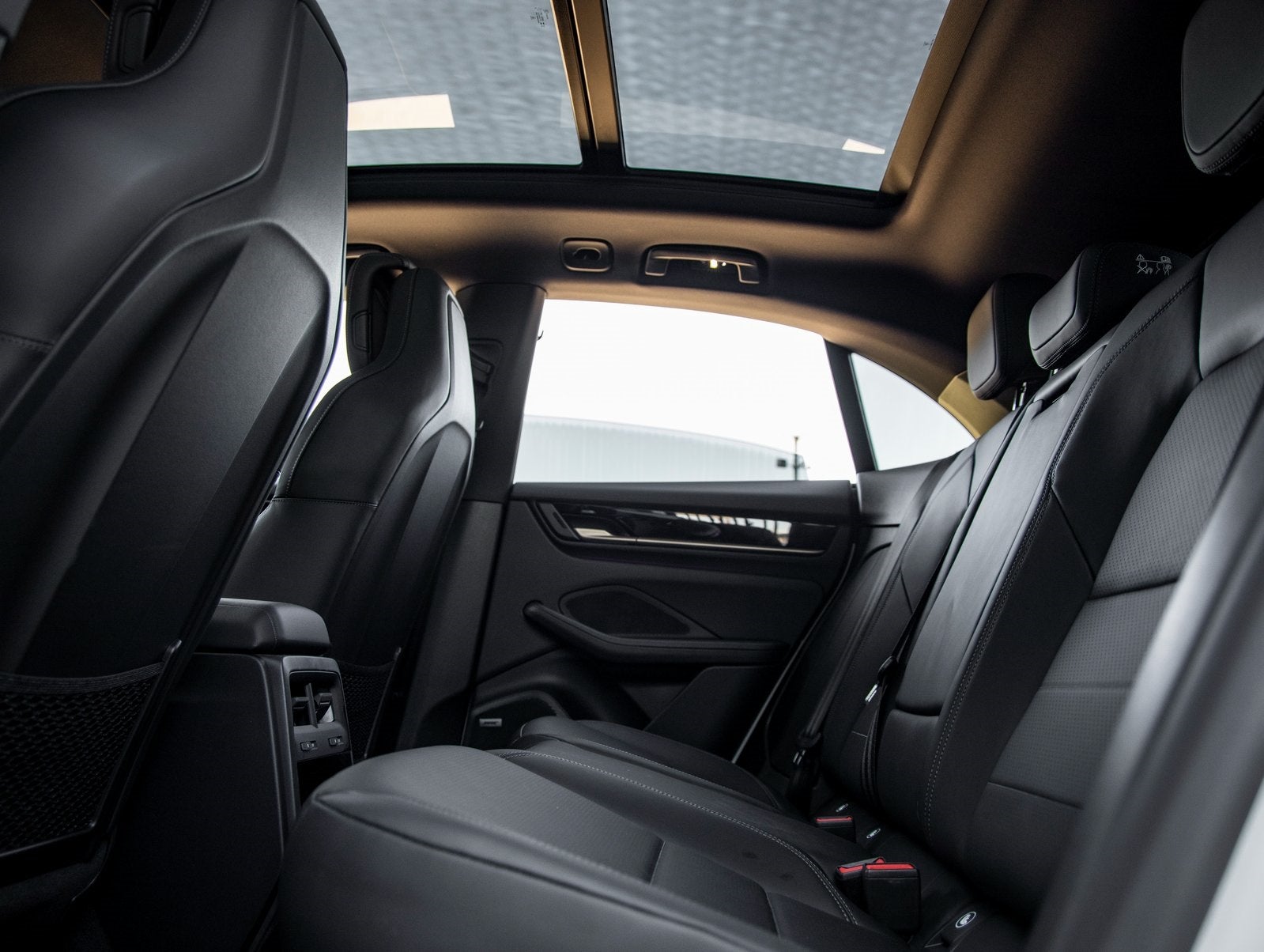 2025 Porsche Macan Electric Electric