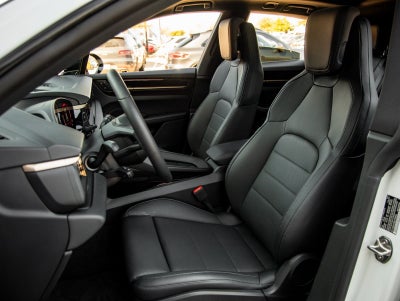 2025 Porsche Macan Electric Electric