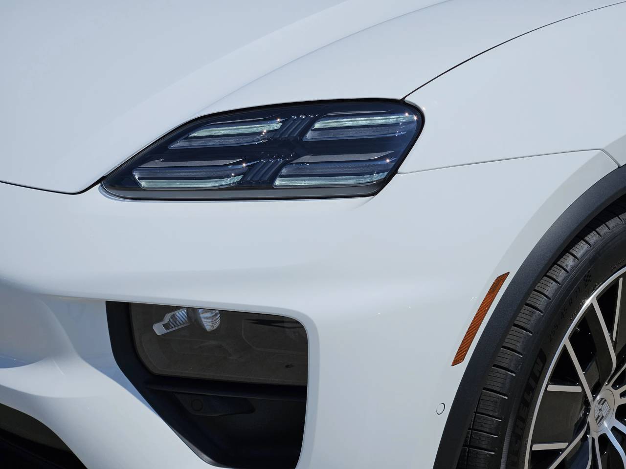 2025 Porsche Macan Electric Macan Electric