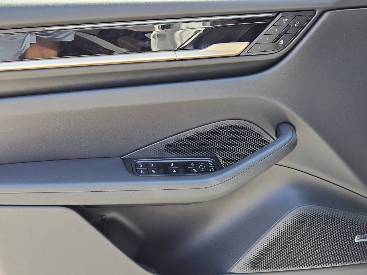 2025 Porsche Macan Electric Macan Electric