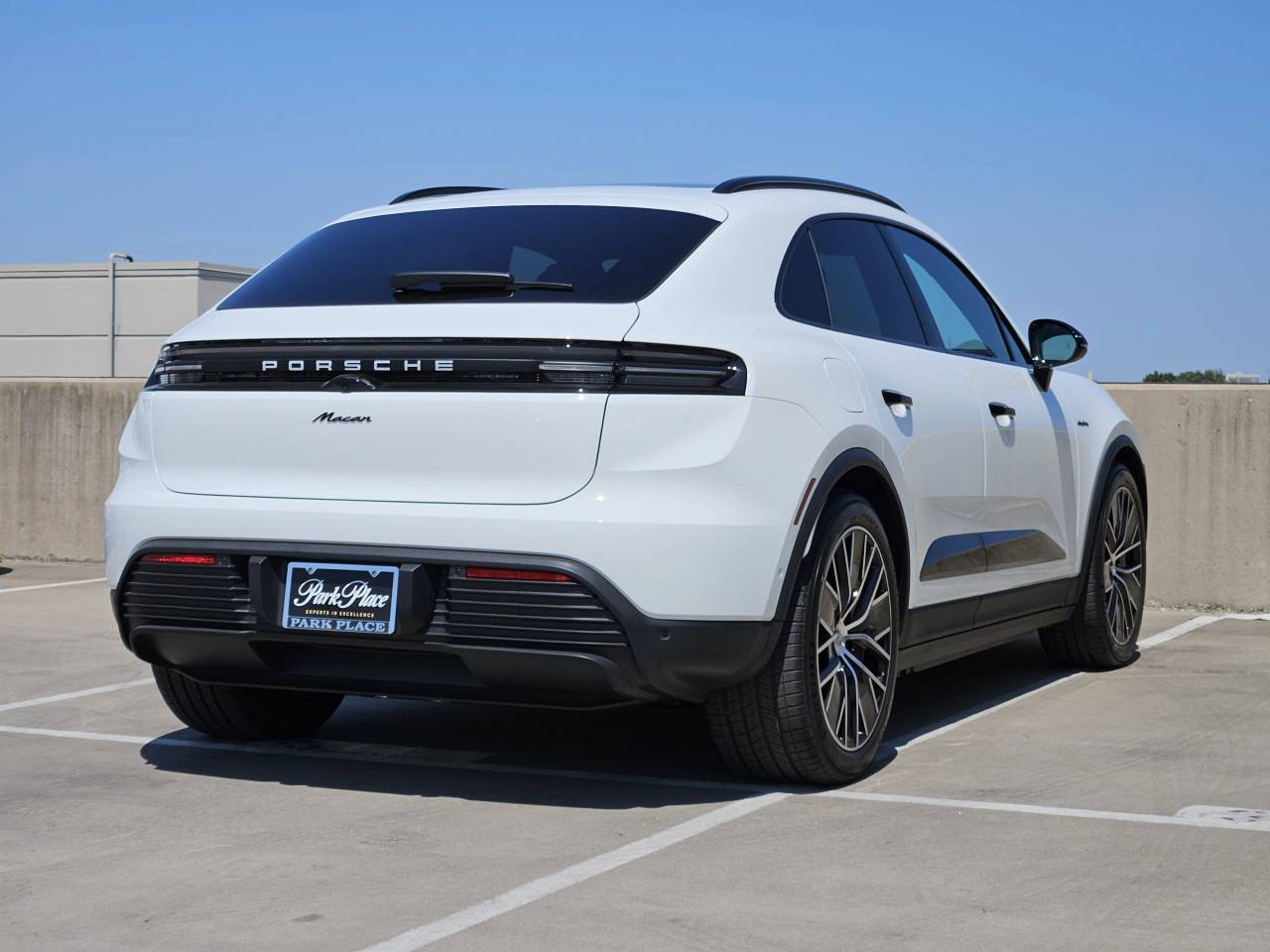 2025 Porsche Macan Electric Macan Electric