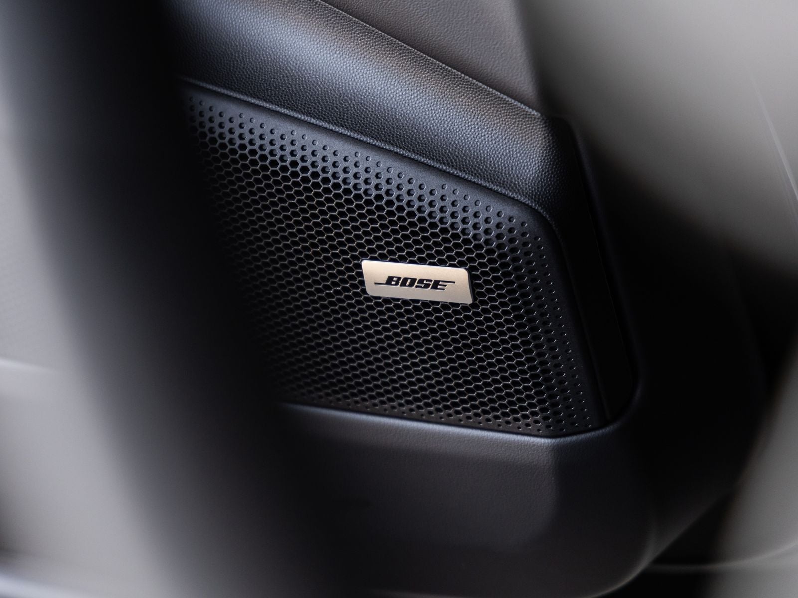 2026 Porsche Macan Macan Electric