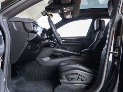 2026 Porsche Macan Macan Electric