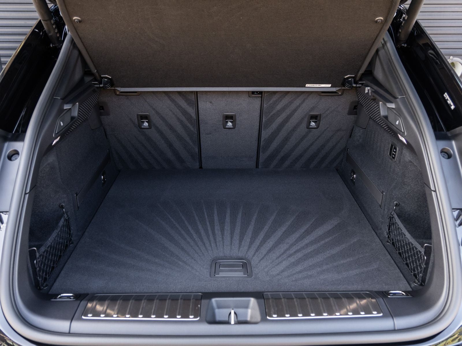 2026 Porsche Macan Macan Electric