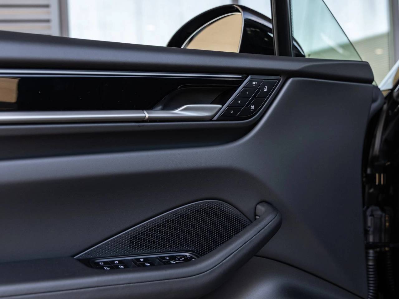 2026 Porsche Macan Macan Electric