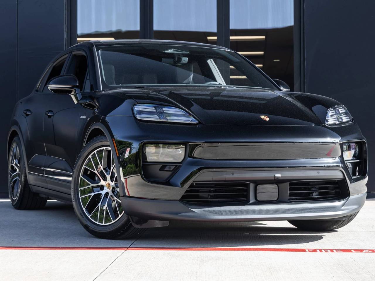 2026 Porsche Macan Macan Electric