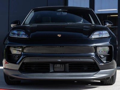 2026 Porsche Macan Macan Electric
