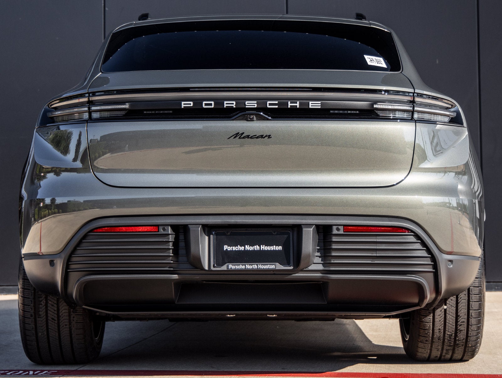 2026 Porsche Macan Macan Electric