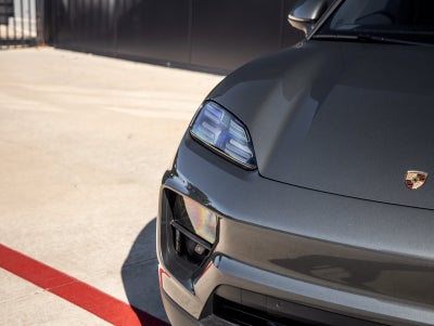 2026 Porsche Macan Macan Electric