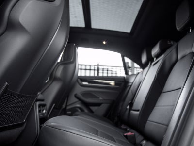 2026 Porsche Macan Macan Electric